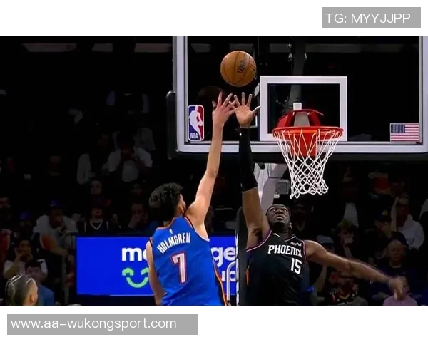 布克绝杀前三分未能命中坦言感到煎熬训练表现与比赛差距明显